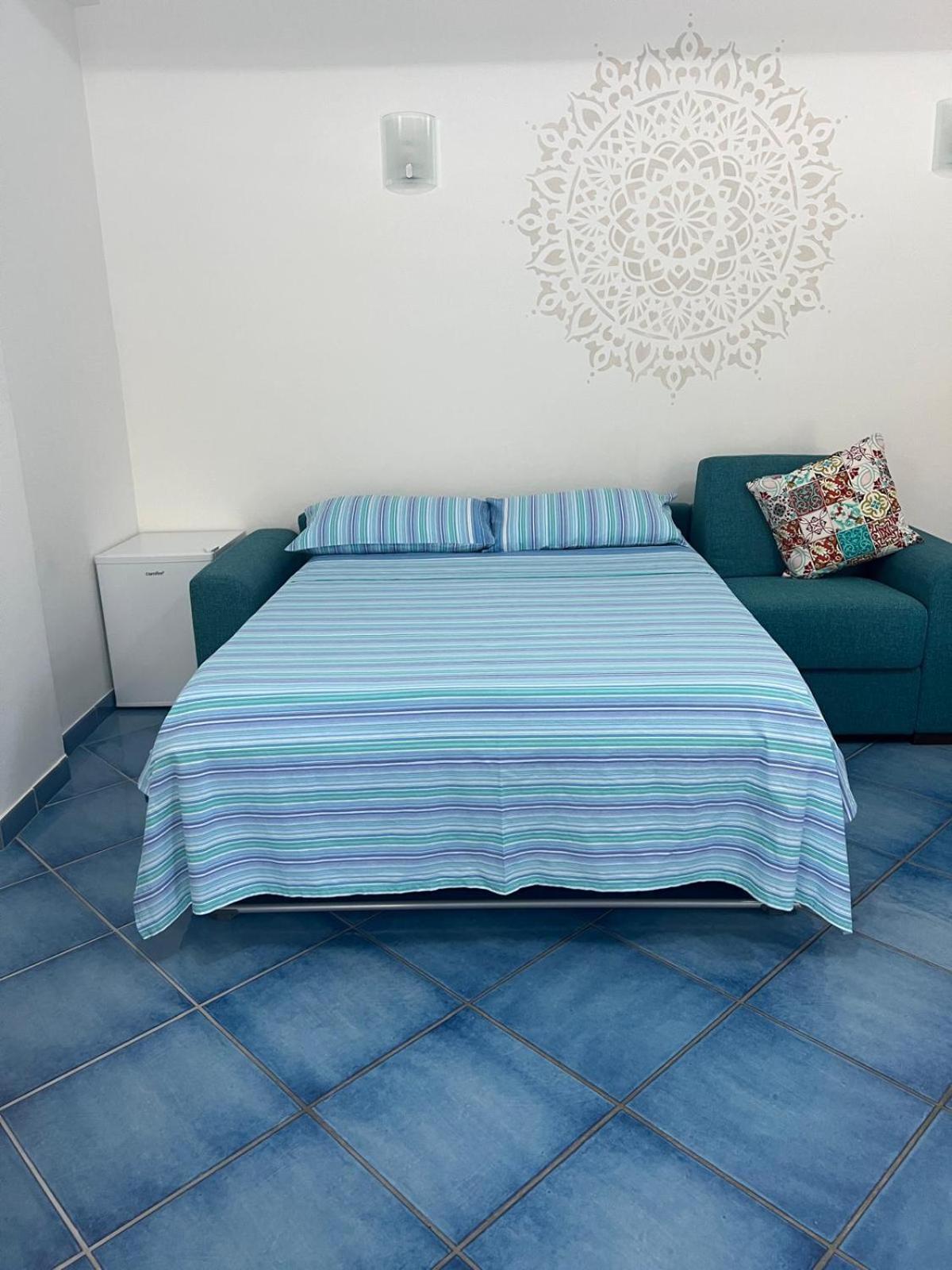 Casa Vacanza Imparo B&B ايسكيا المظهر الخارجي الصورة