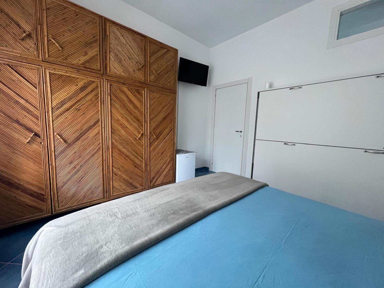 Casa Vacanza Imparo B&B ايسكيا المظهر الخارجي الصورة